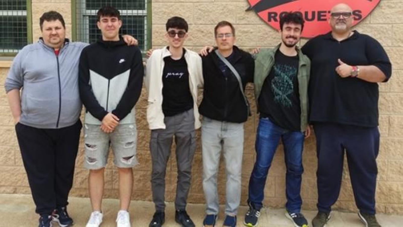 Los integrantes del Círculo Mercantil celebran el triunfo.