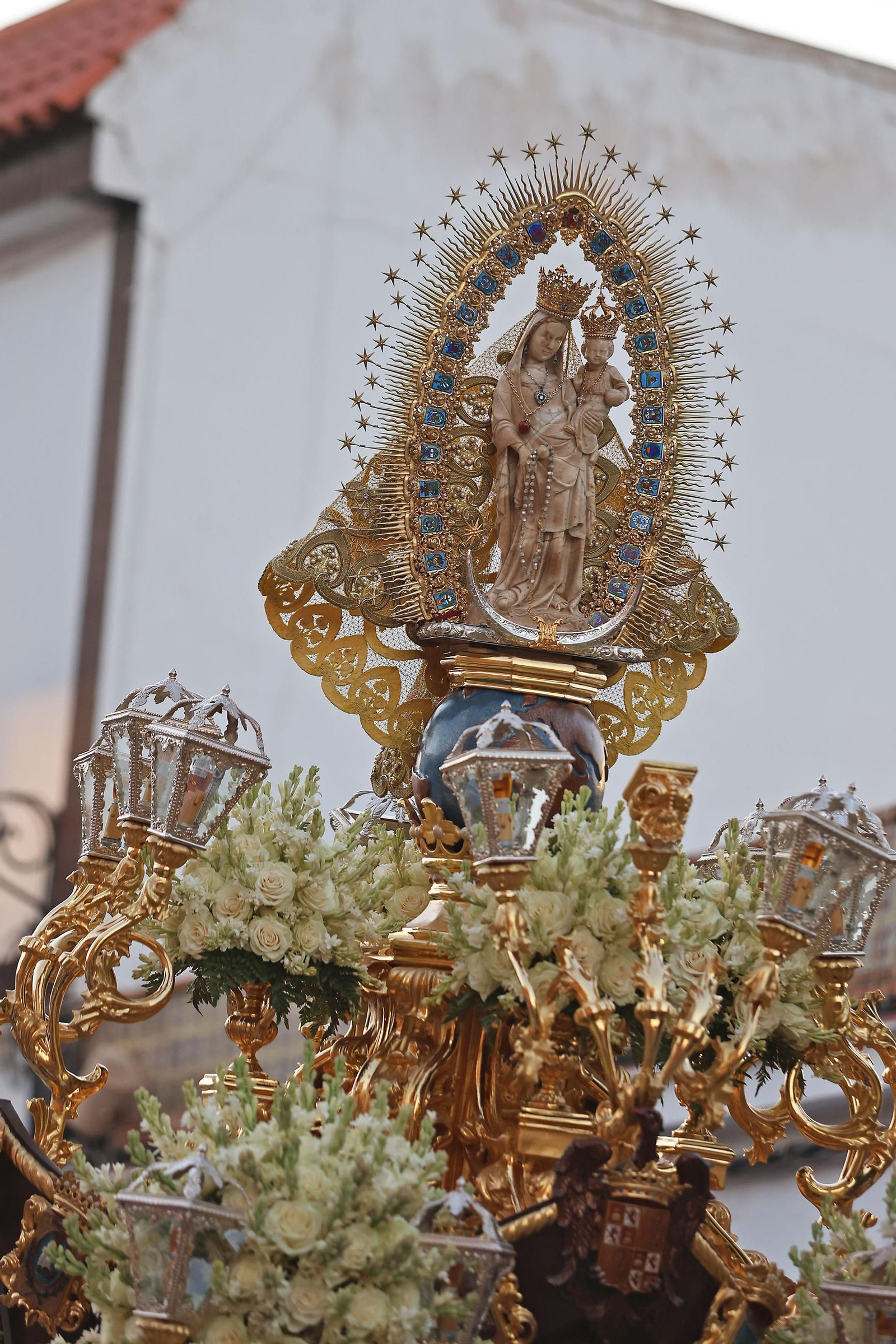 Imágenes de la procesión de Nuestra Señora de los Milagros en Palos de la Frontera Imágenes de la procesión de Nuestra Señora de los Milagros en Palos de la Frontera