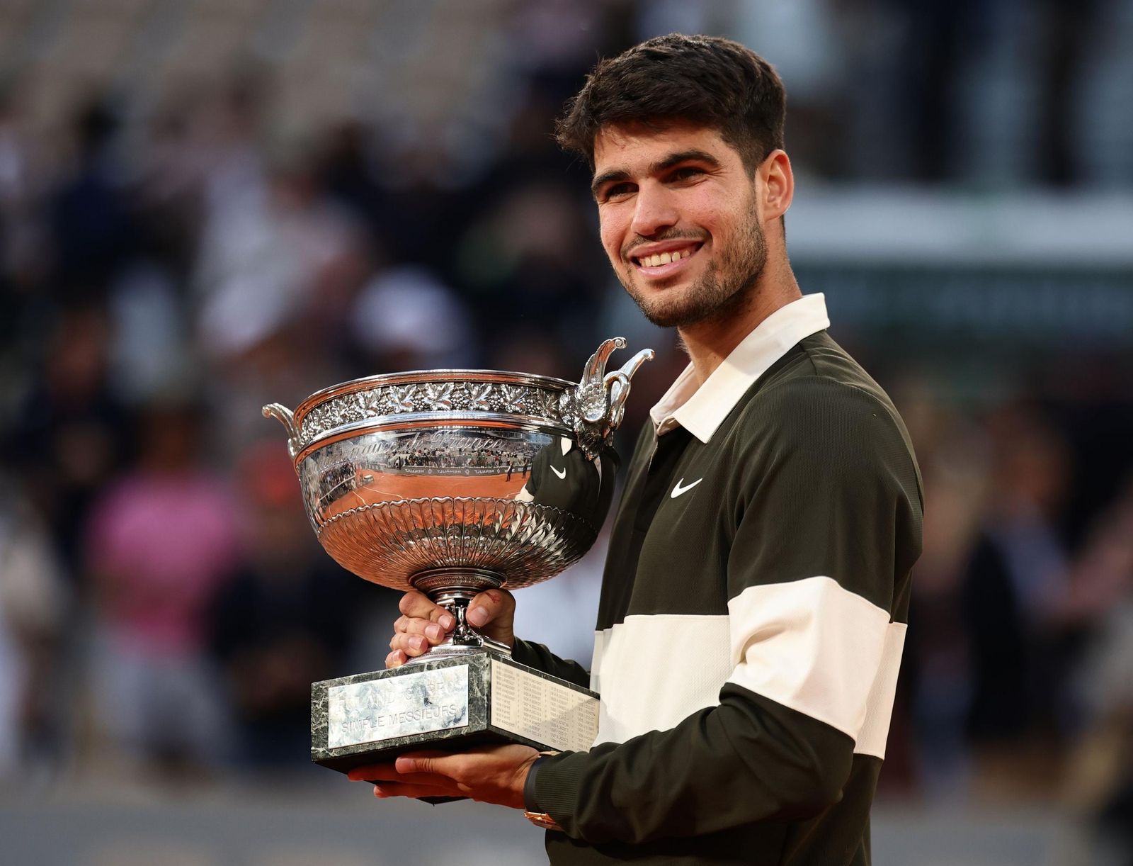 Las fotos de la celebración de la victoria de Carlos Alcaraz en Roland Garros