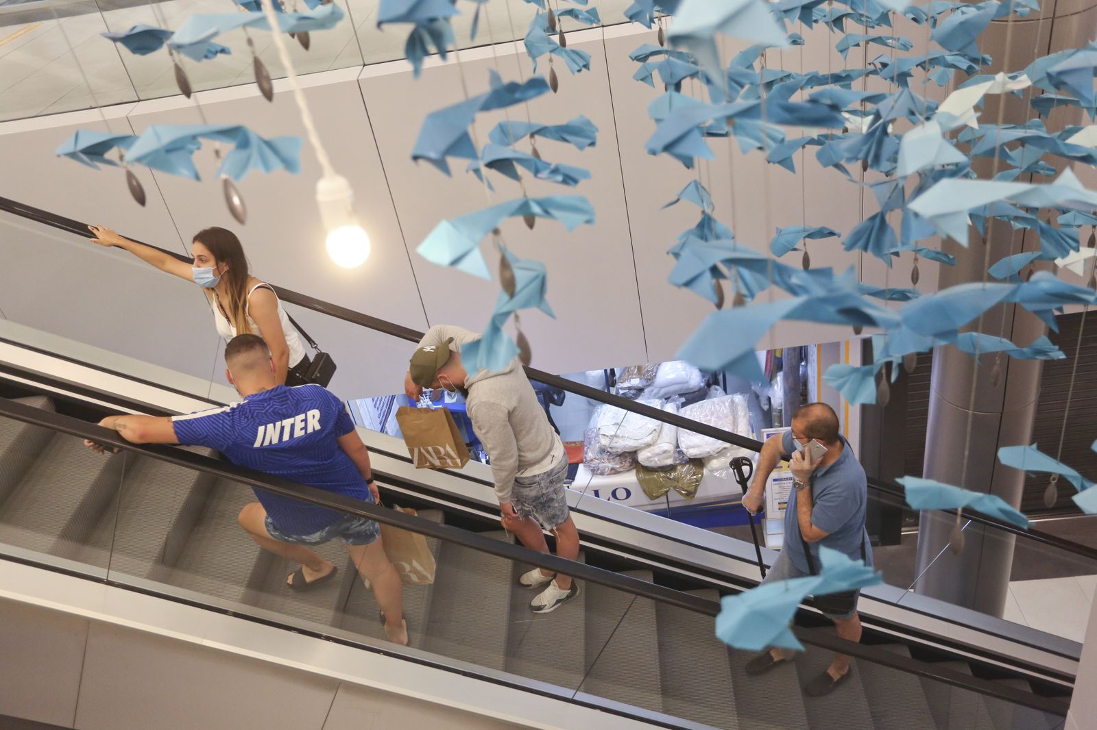 Las fotos de los centros comerciales de Málaga abiertos, en la fase 2 de la desescalada