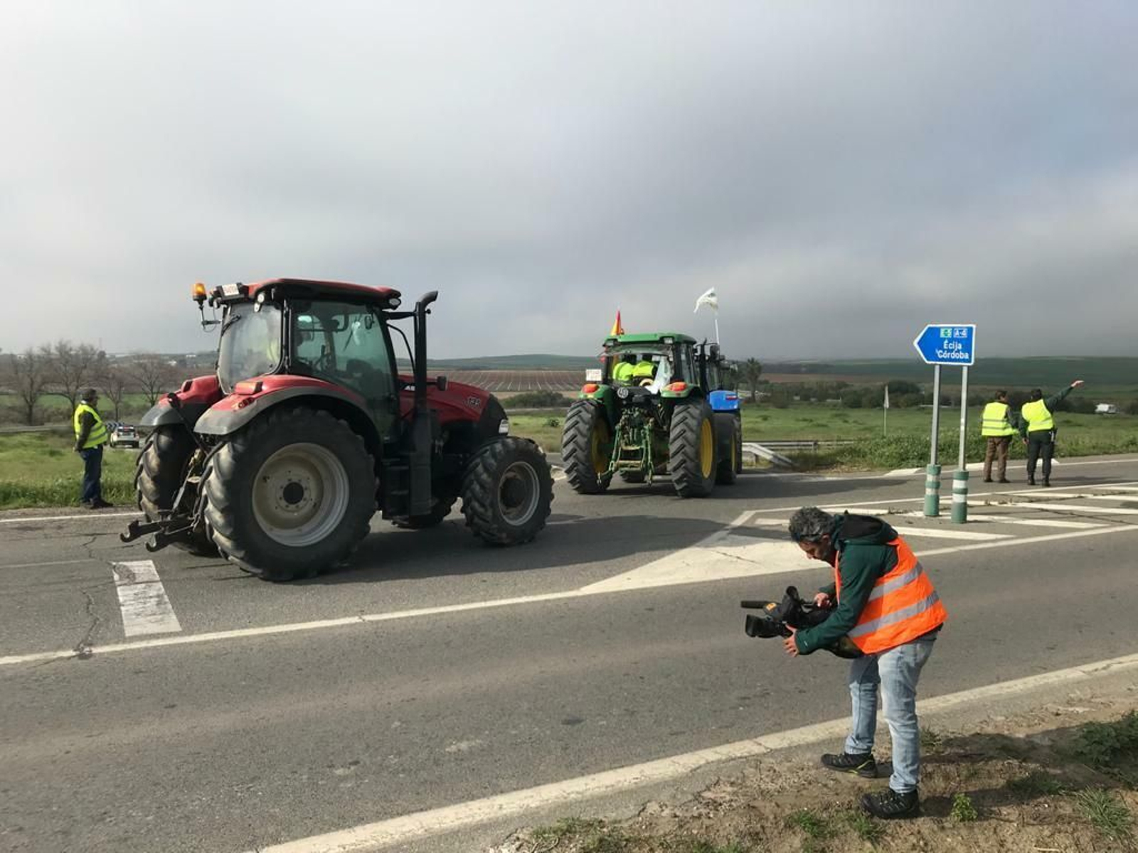 La tractorada en Sevilla, en imágenes