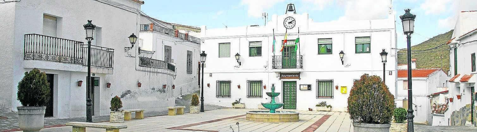 Alcudia de Monteagud: ocupa el puesto número diez de los muinicipios más ricos con 13.871 euros por persona.