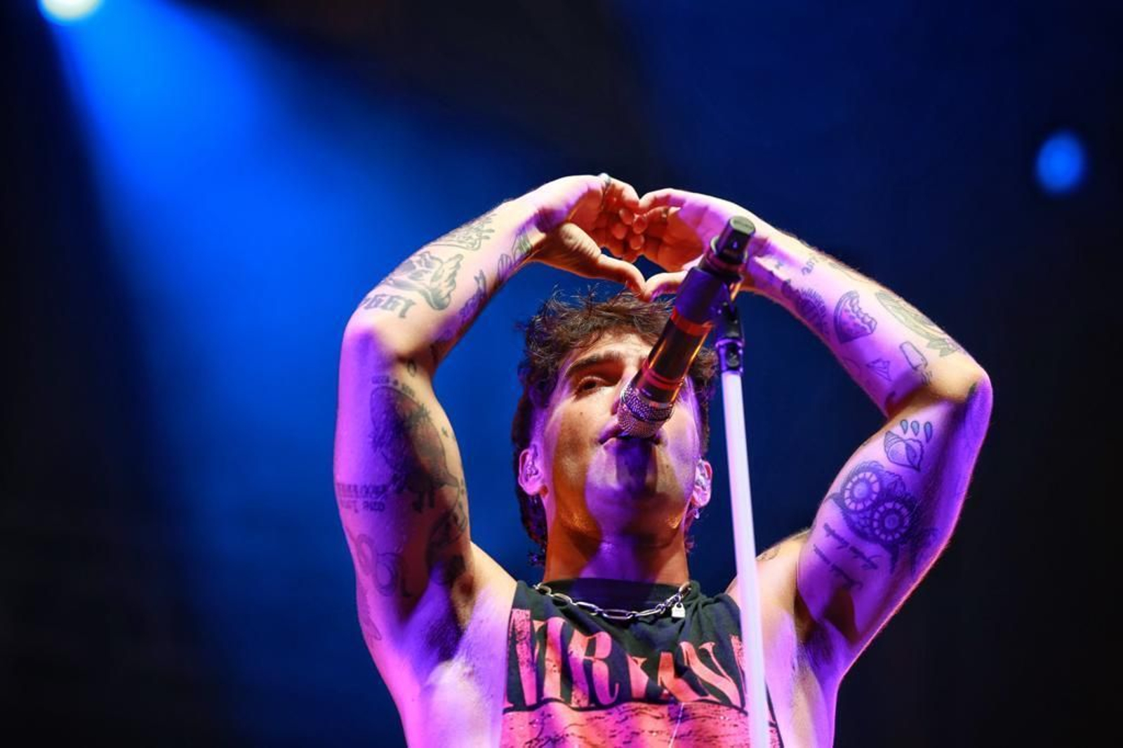 Imágenes del sábado en la Regata de Cádiz: espectáculo de drones y concierto de Álvaro de Luna