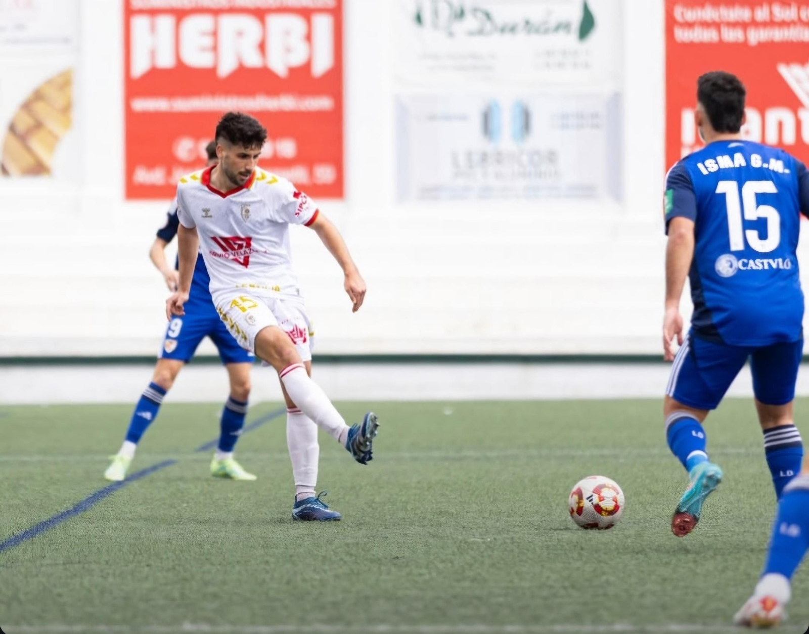 Los azulillos sumaron un punto importante a domicilio.