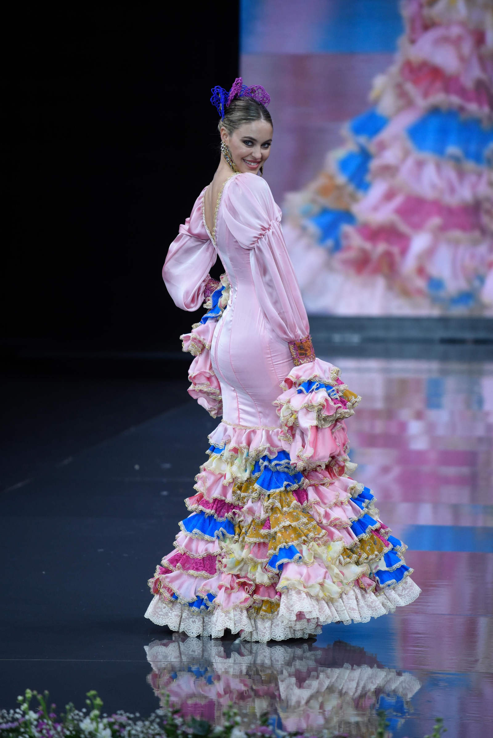 El desfile de Aurora Gaviño en SIMOF 2023,  todas las fotos