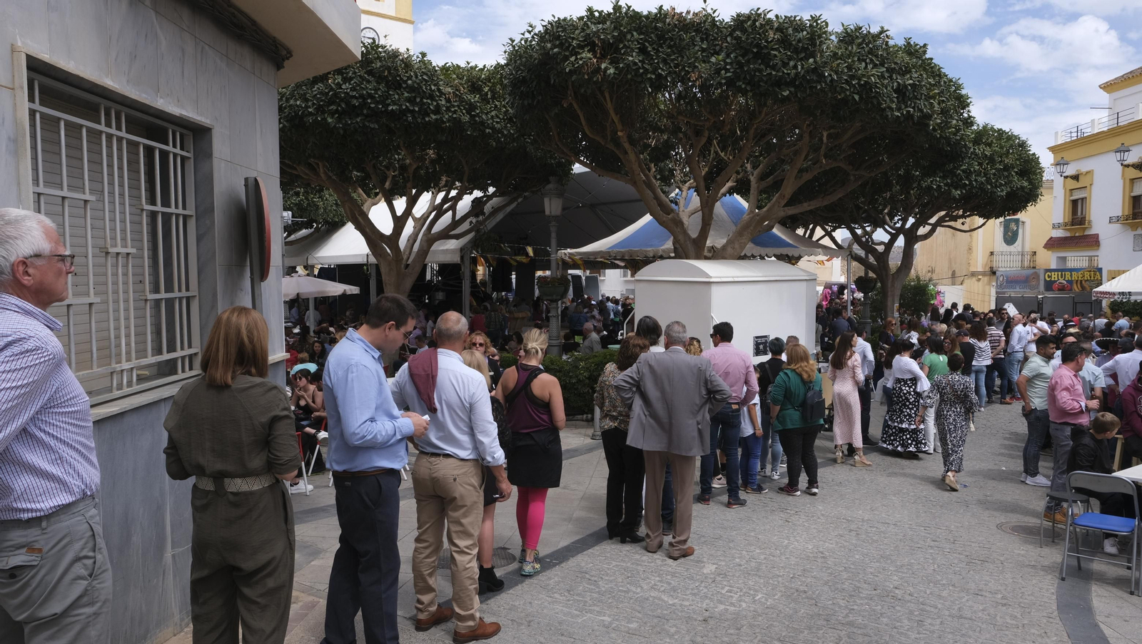 Imágenes de la paella popular en las Fiestas de Canjáyar