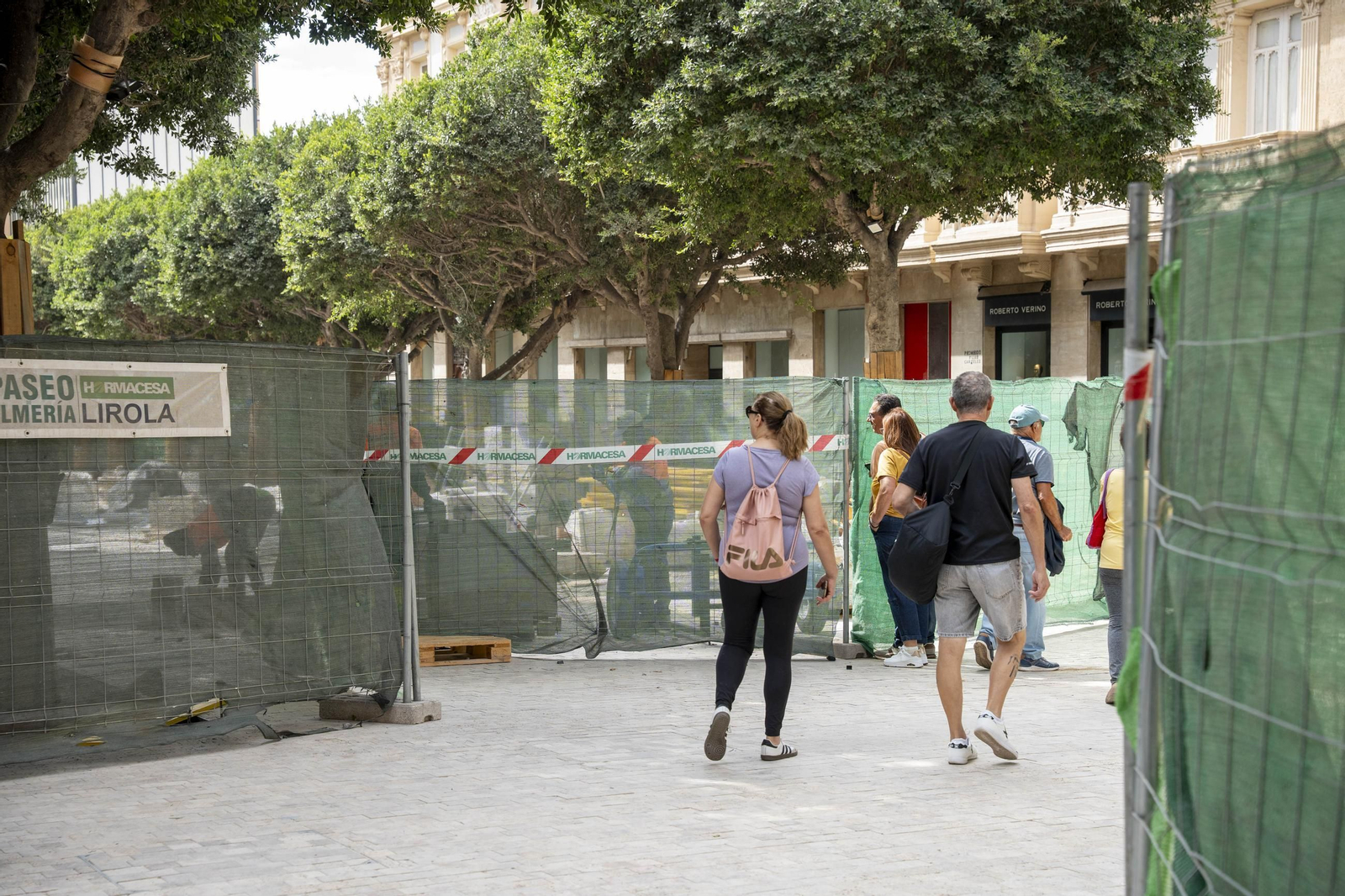 Cortes peatonales por obras en el paseo