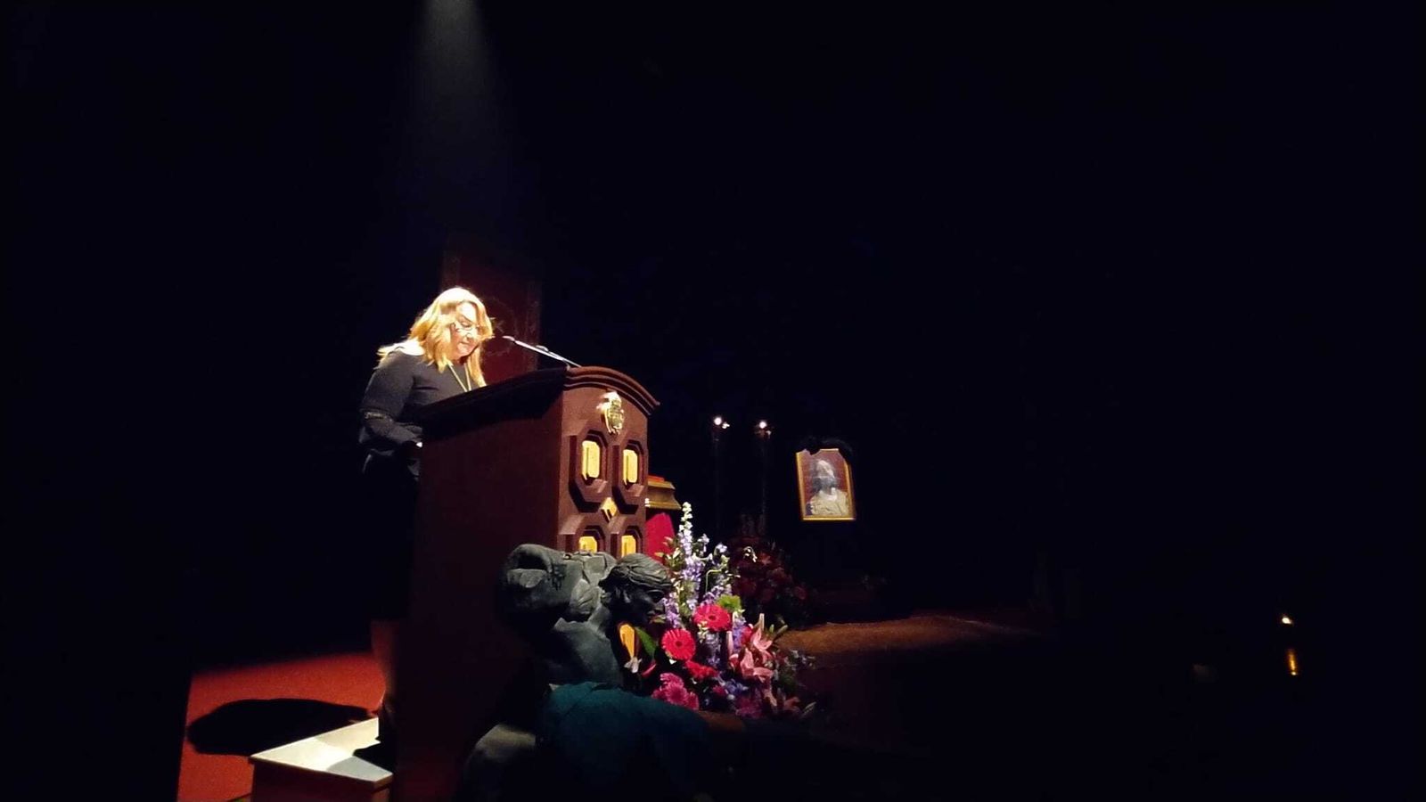 Olga Rodríguez Méndez, durante el Pregón de la JCC en el Teatro de las Cortes.