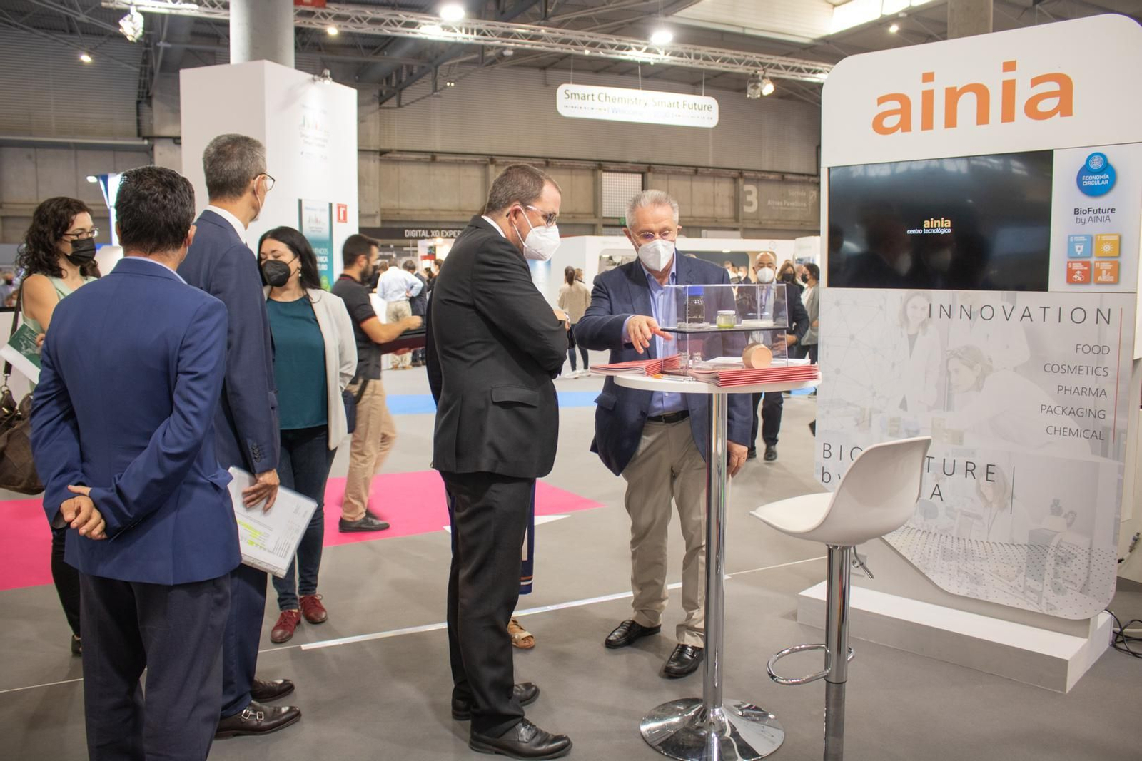 Stand de Ainia en Smart Chemistry, en Expoquimia