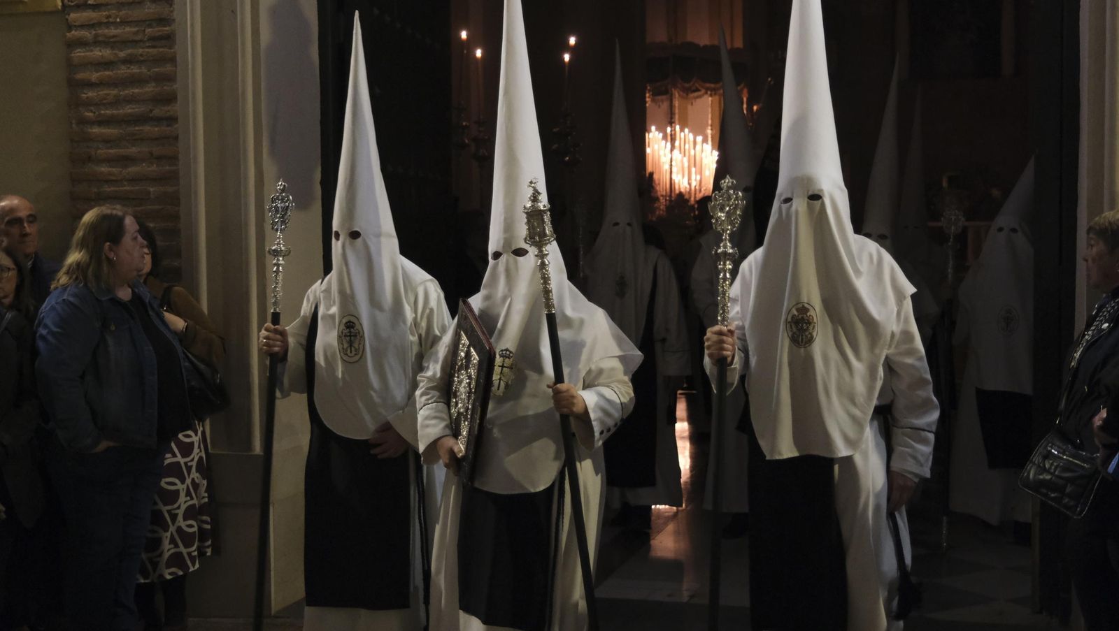Silencio en la Semana Santa de Almería 2025