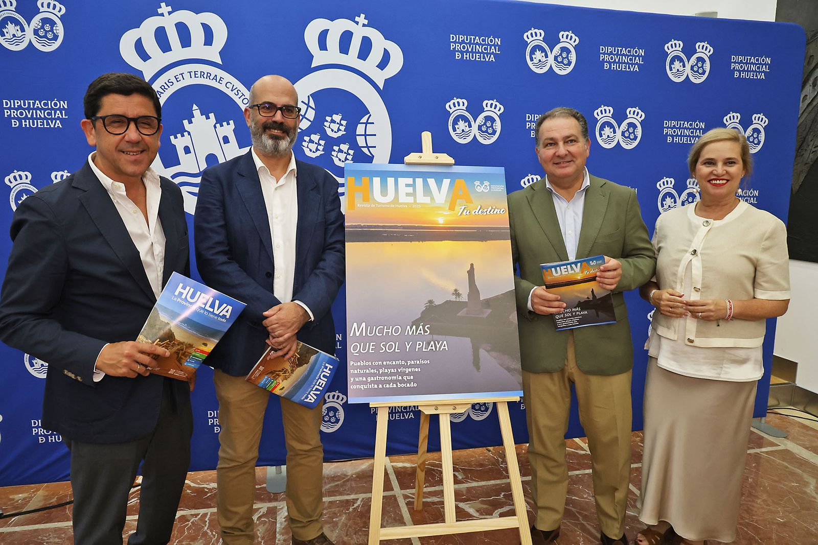 Imágenes de la presentación de la revista de Turismo "Huelva Tu Destino"