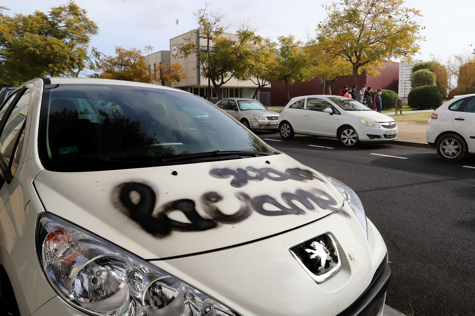 Imagen de los actos vandálicos ocurridos en Pescadería este fin de semana.
