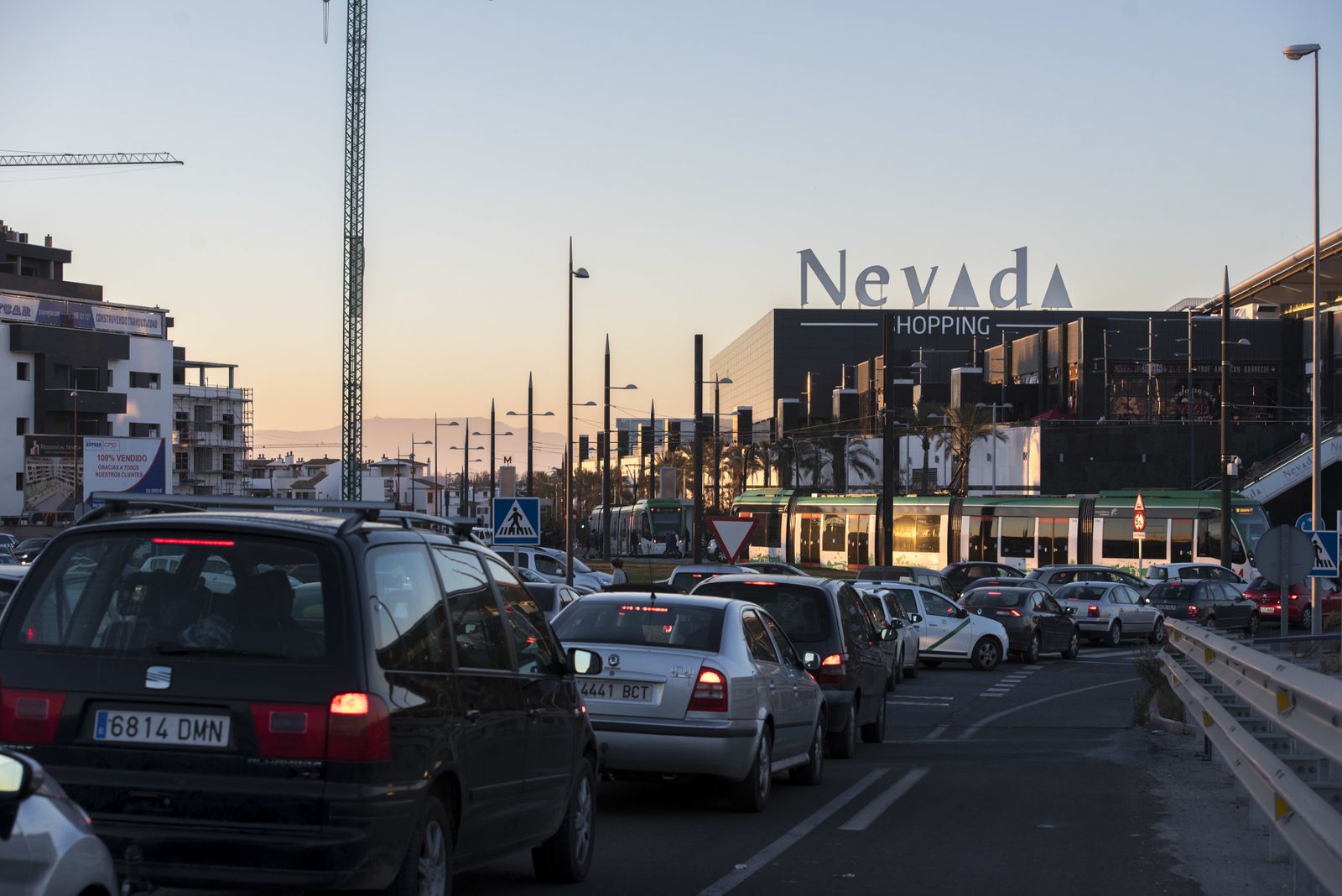 Atascos y avalancha de afluentes en el Nevada