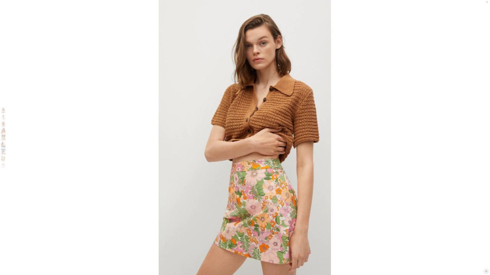 Falda de estampado de flores vintage de Mango. Falda de estampado de flores vintage de Mango.