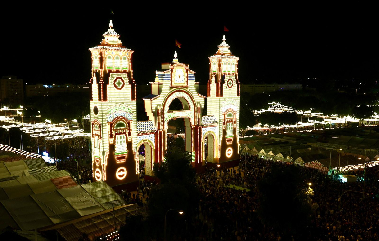 Alumbrao de la portada de Feria 2025