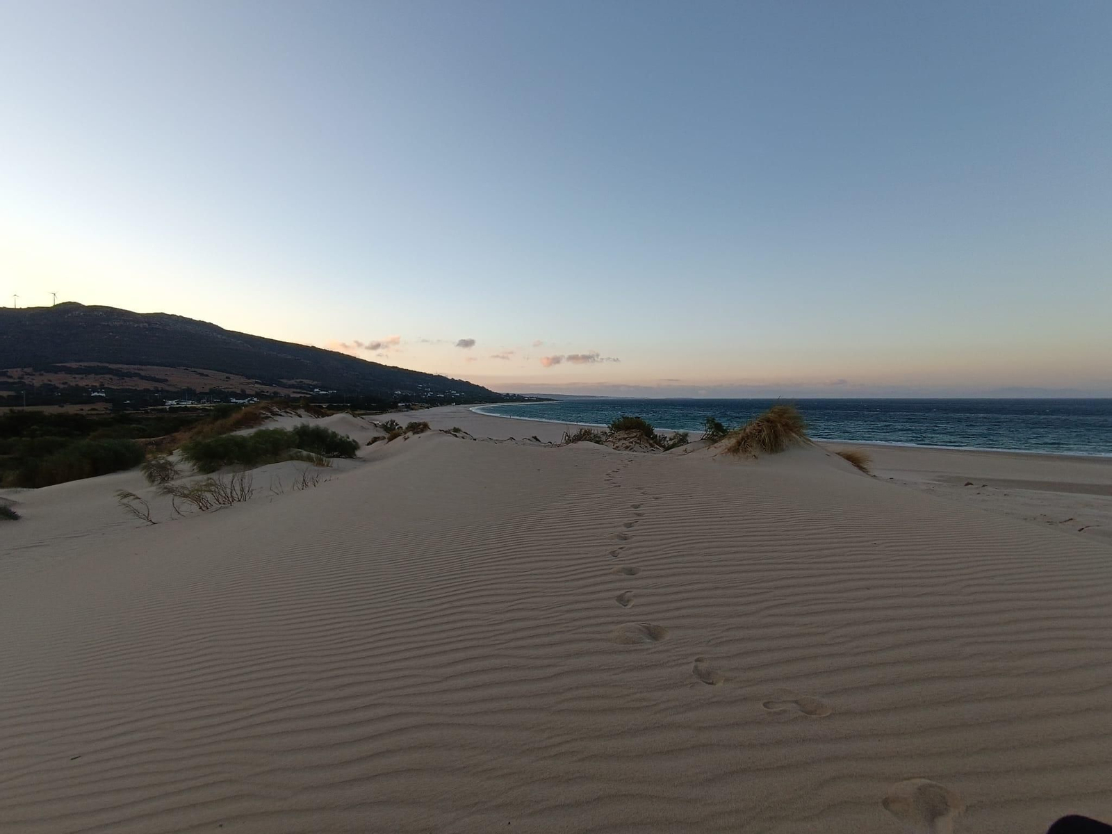 Valdevaqueros al amanecer