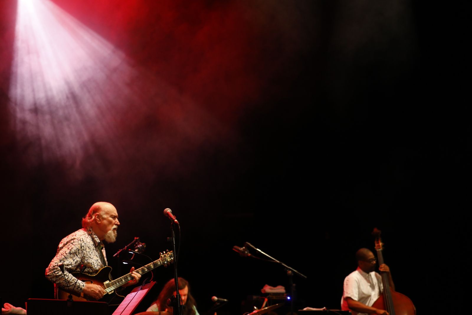 El concierto de John Scofield en el Festival de la Guitarra de Córdoba, en imágenes