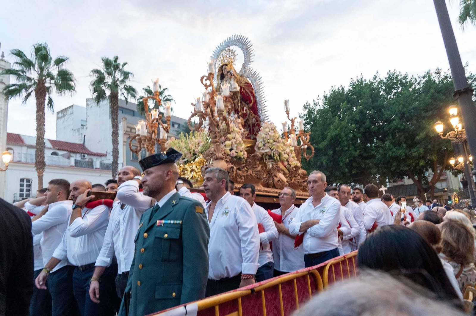 Las mejores imágenes de la Procesión Magna Mariana