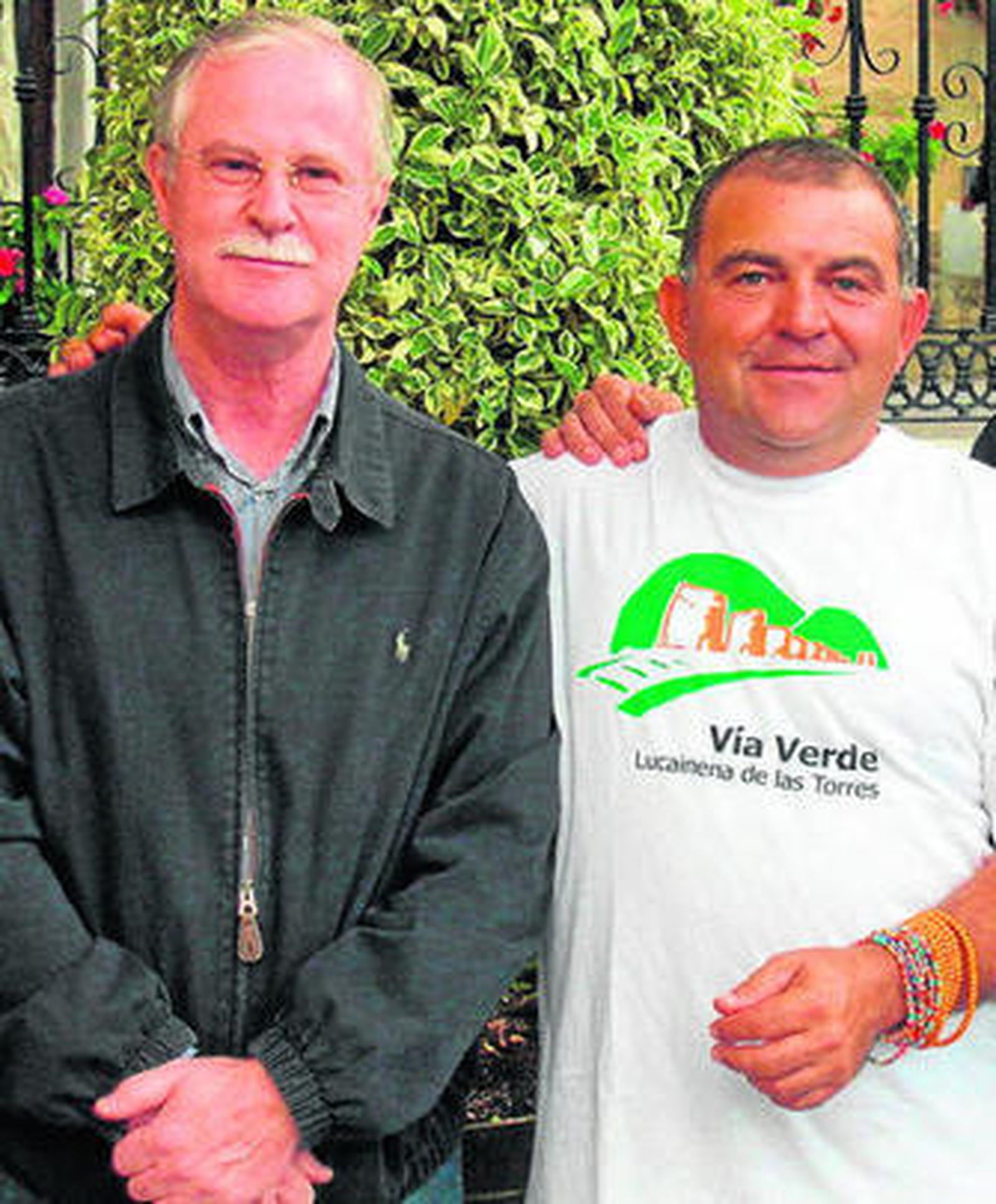 El Koala con el alcalde de Lucainena, Juan Herrera.