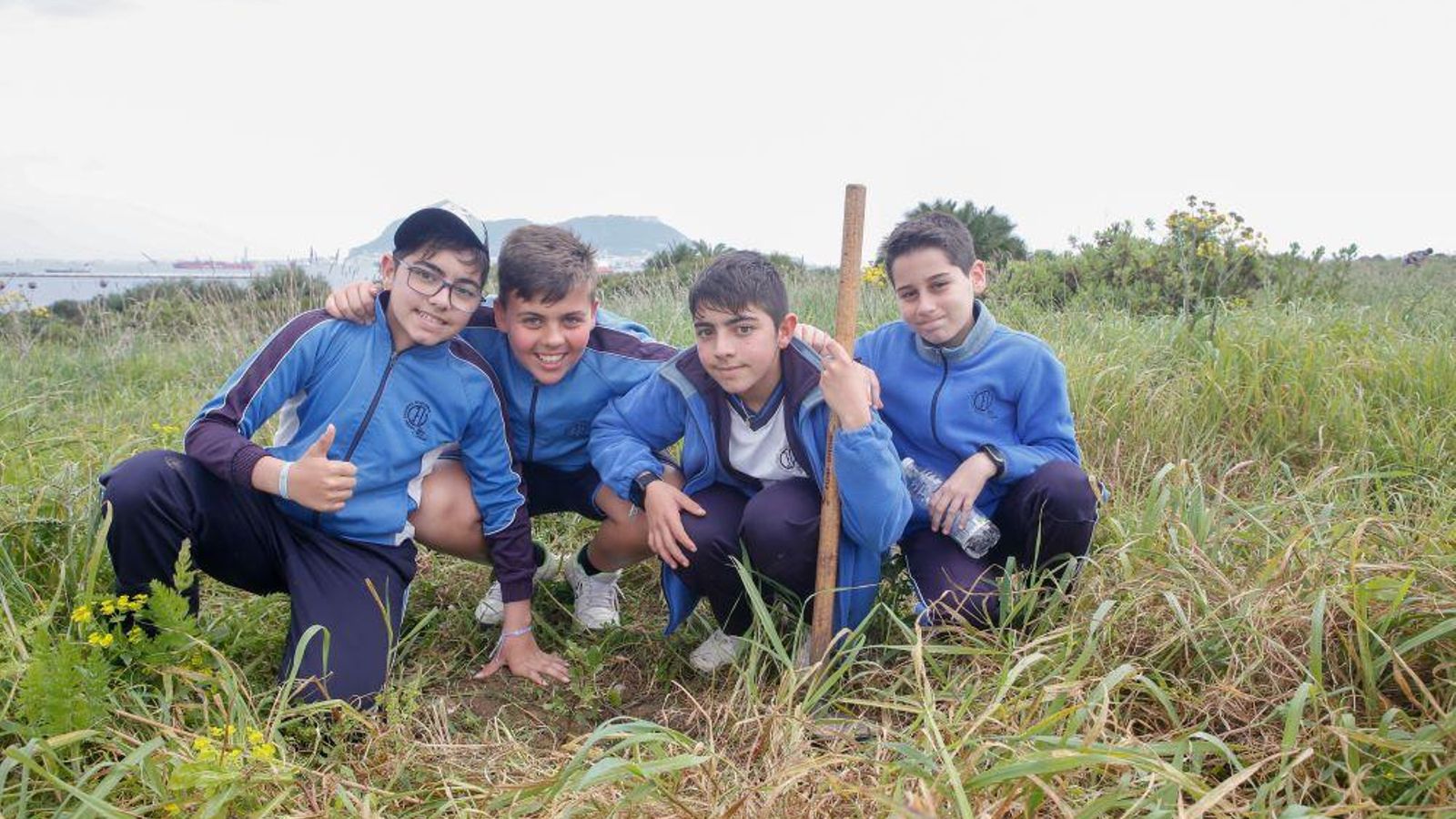 Alumnos del Colegio Nuestra Señora de los Milagros de Algeciras en el Parque del Centenario