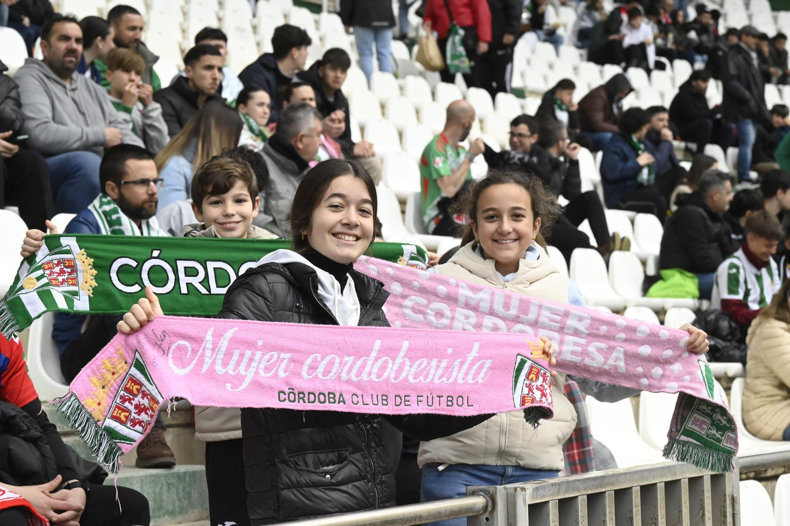 El imponente ambiente de El Arcángel para el Córdoba CF - Granada