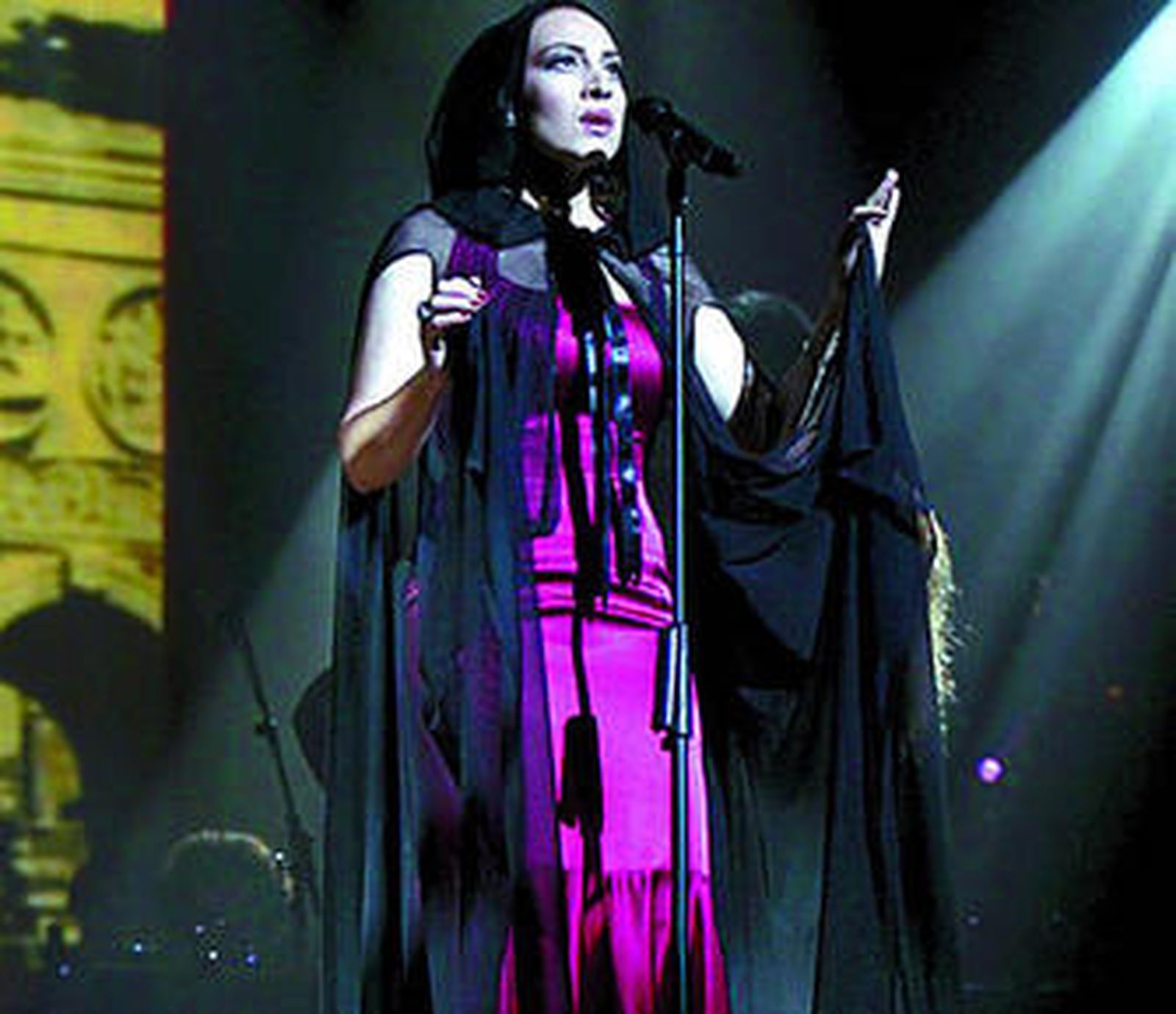 Kate Walsh da otra oportunidad a su marido