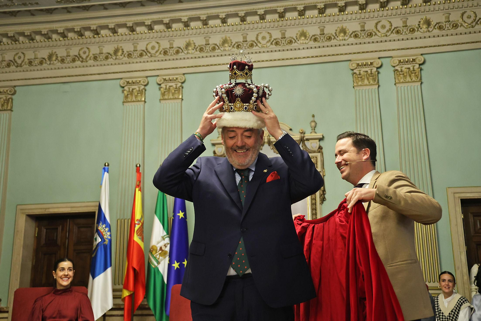 Imágenes de la Coronación de sus Majestades los Reyes Magos de Huelva 2025