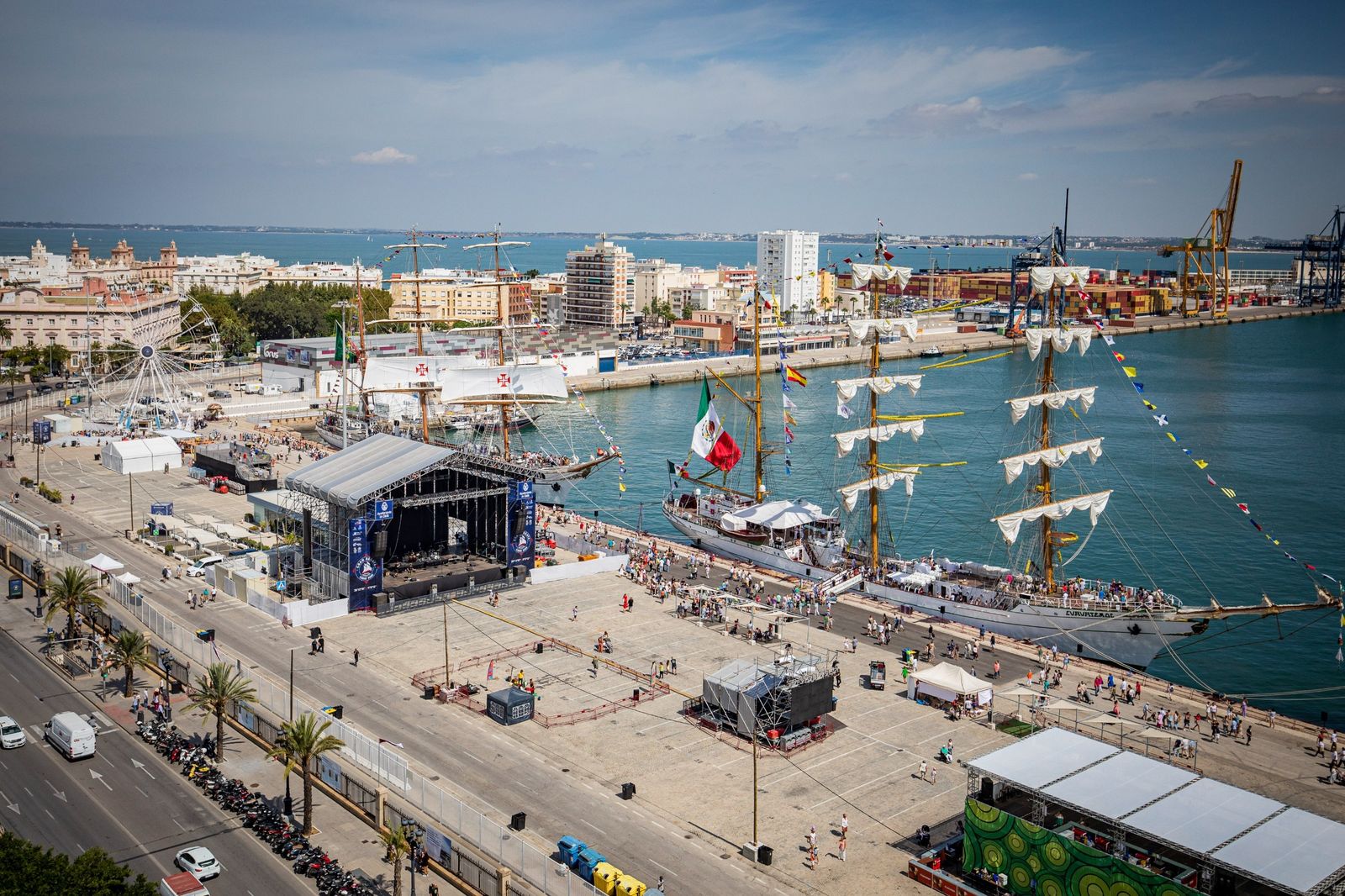 Las imágenes de la Gran Regata 2023 de Cádiz, desde el cielo
