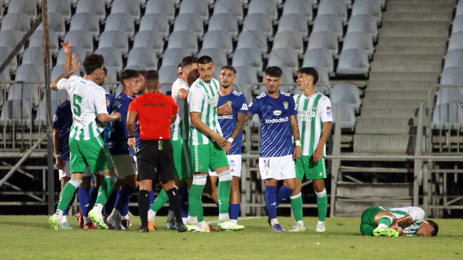 Trofeo Feria de la Vendimia entre Xerez CD y Betis Deportivo