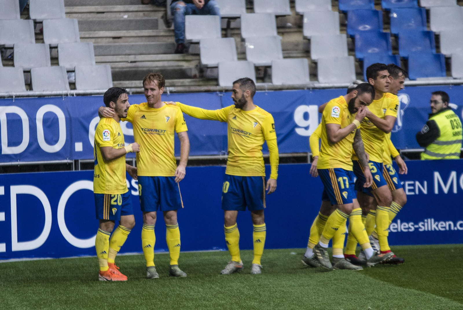 Partido Oviedo CF-Cádiz CF