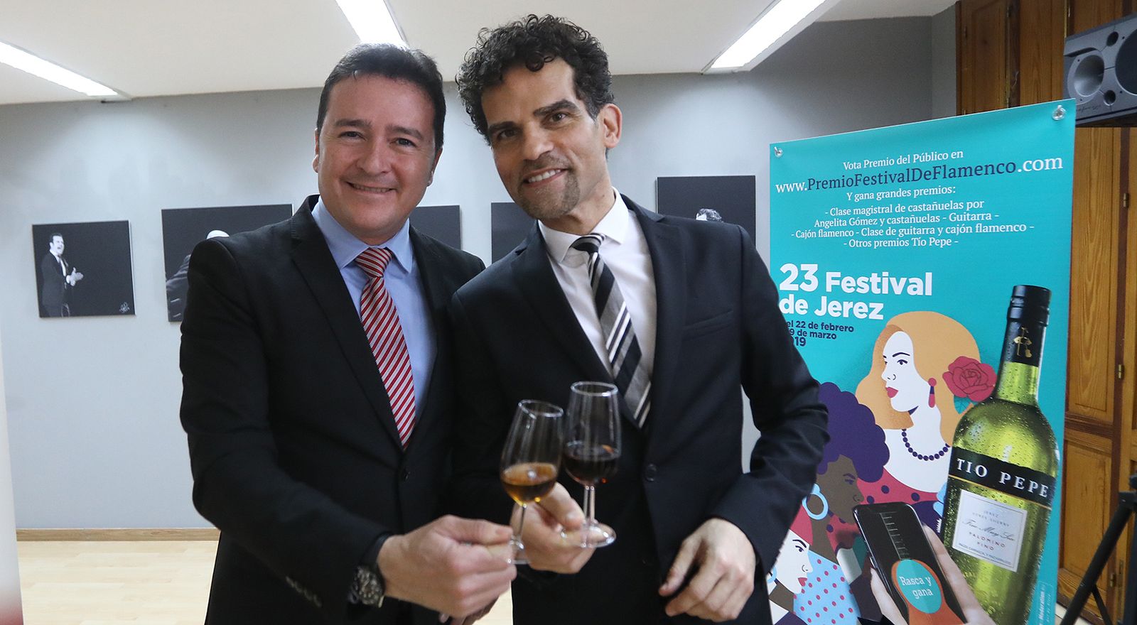 Imágenes del acto de entrega del Premio del Público a Antonio Najarro