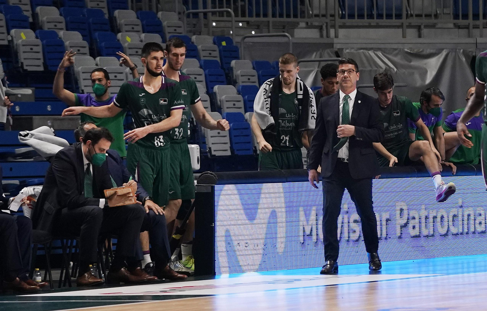Banquillo del Unicaja, el pasado domingo ante el Madrid.