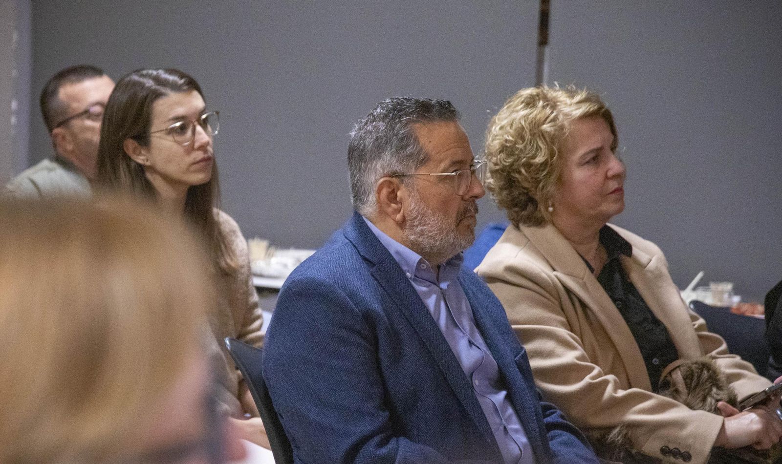 La Plataforma de Acción Feminista en Almería rinde homenaje a las mujeres de la Desbandá con su II Premio ‘Posidonia’ a Loli Sierra, vicepresidenta de la Asociación Memorialista de la Desbandá, en imágenes