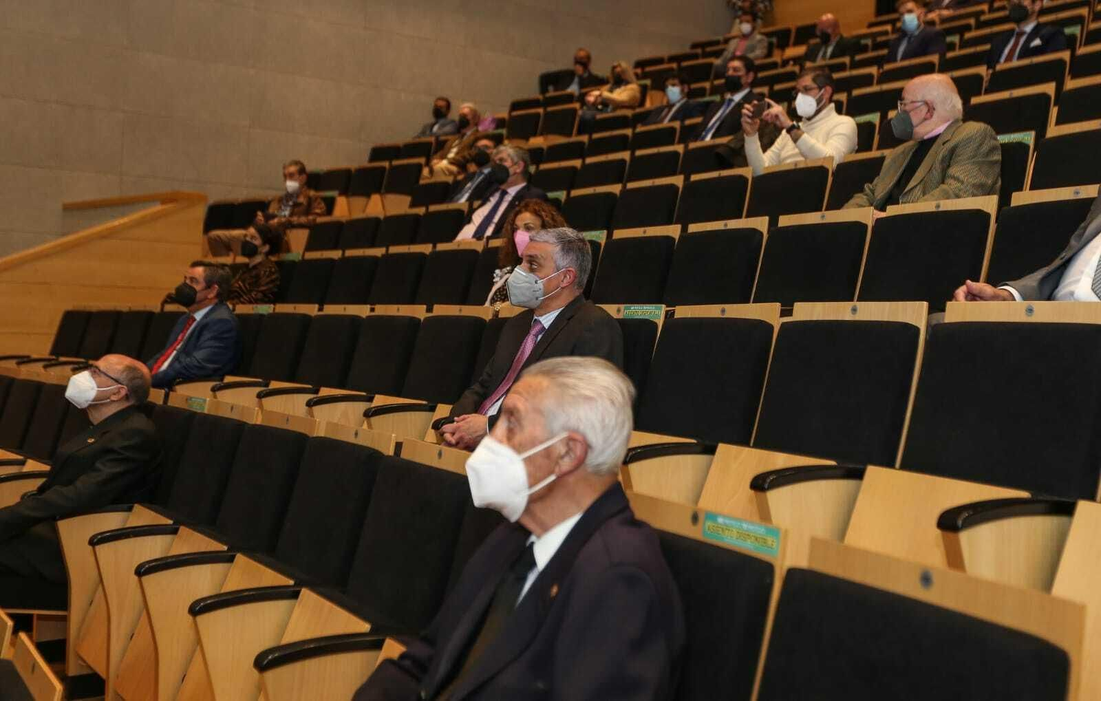 Sábado de Pasión en San Fernando: Presentación de 'Insula Fidei'