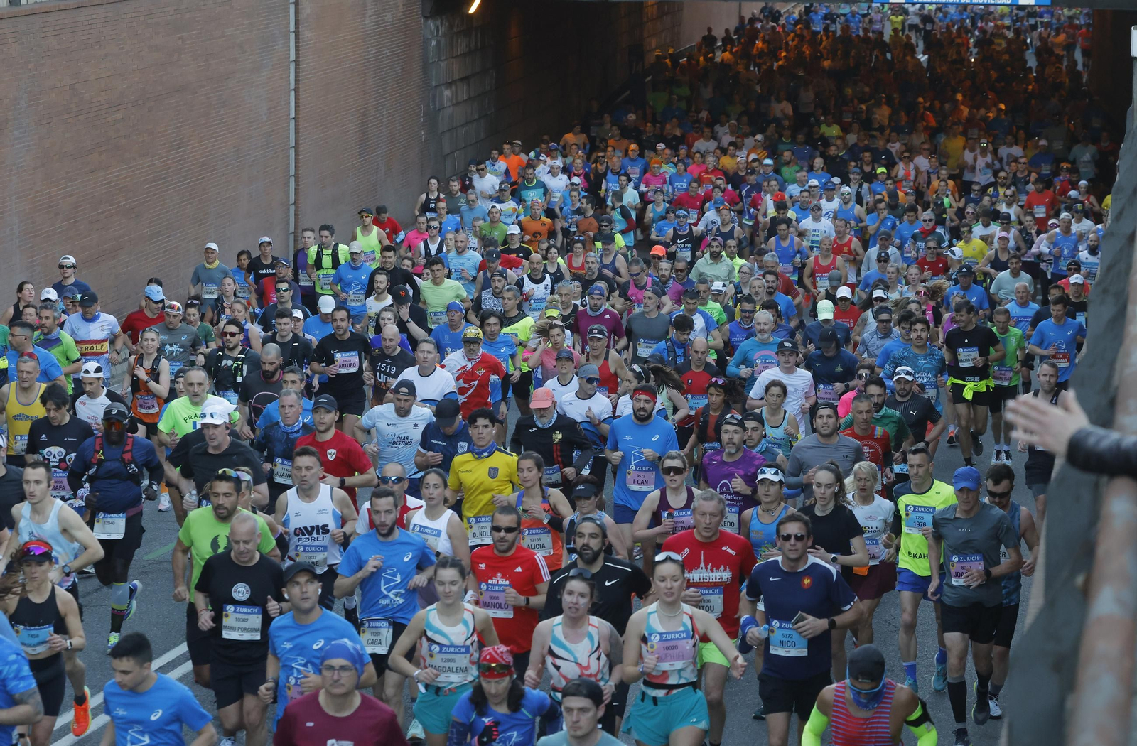 Búscate en el Zurich Maratón de Sevilla 2025