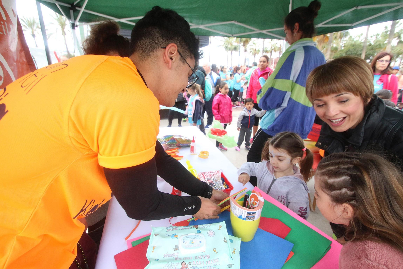 Galería gráfica de la 'RUNNER FASHION CARRERA AZUL POR EL AUTISMO'