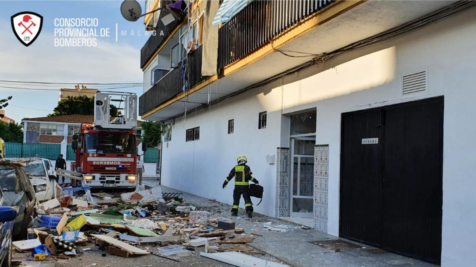 Fotos de la explosión en la que ha muerto una mujer en Torre del Mar