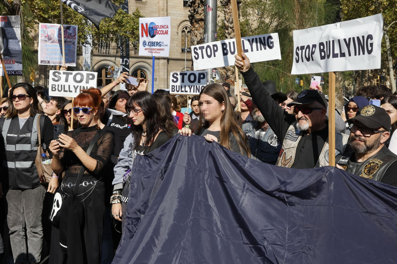 Las manifestaciones estudiantiles alzan su voz contra el 'bullying' a lo largo y ancho de España