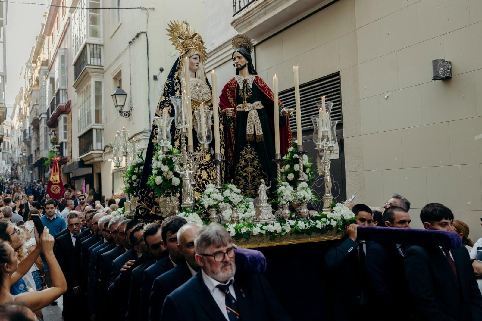 Así ha sido el traslado del Ecce Homo a la iglesia de San Juan de Dios