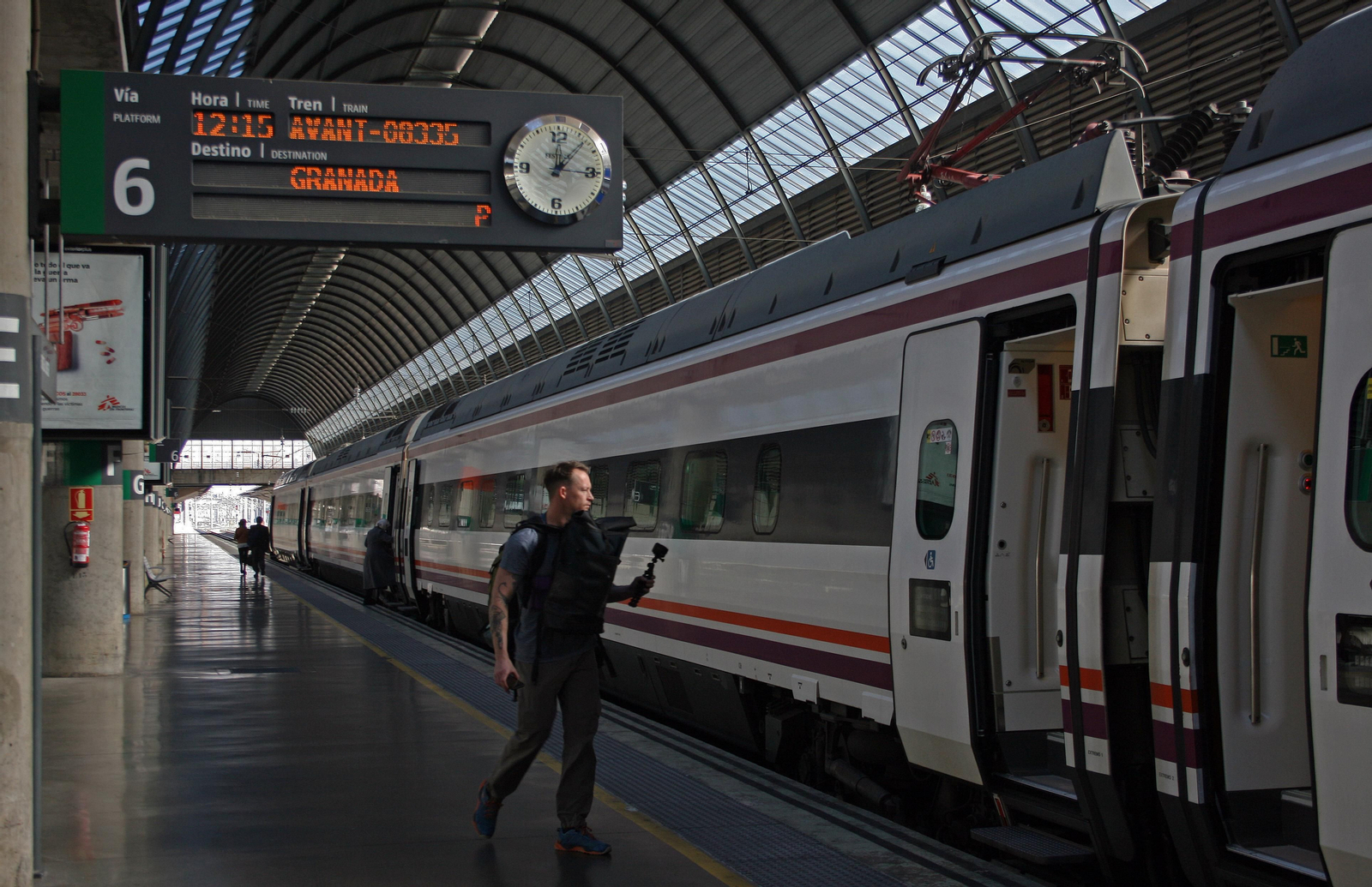 Así es el viaje entre Granada, Córdoba y Sevilla en trenes Avant de Renfe