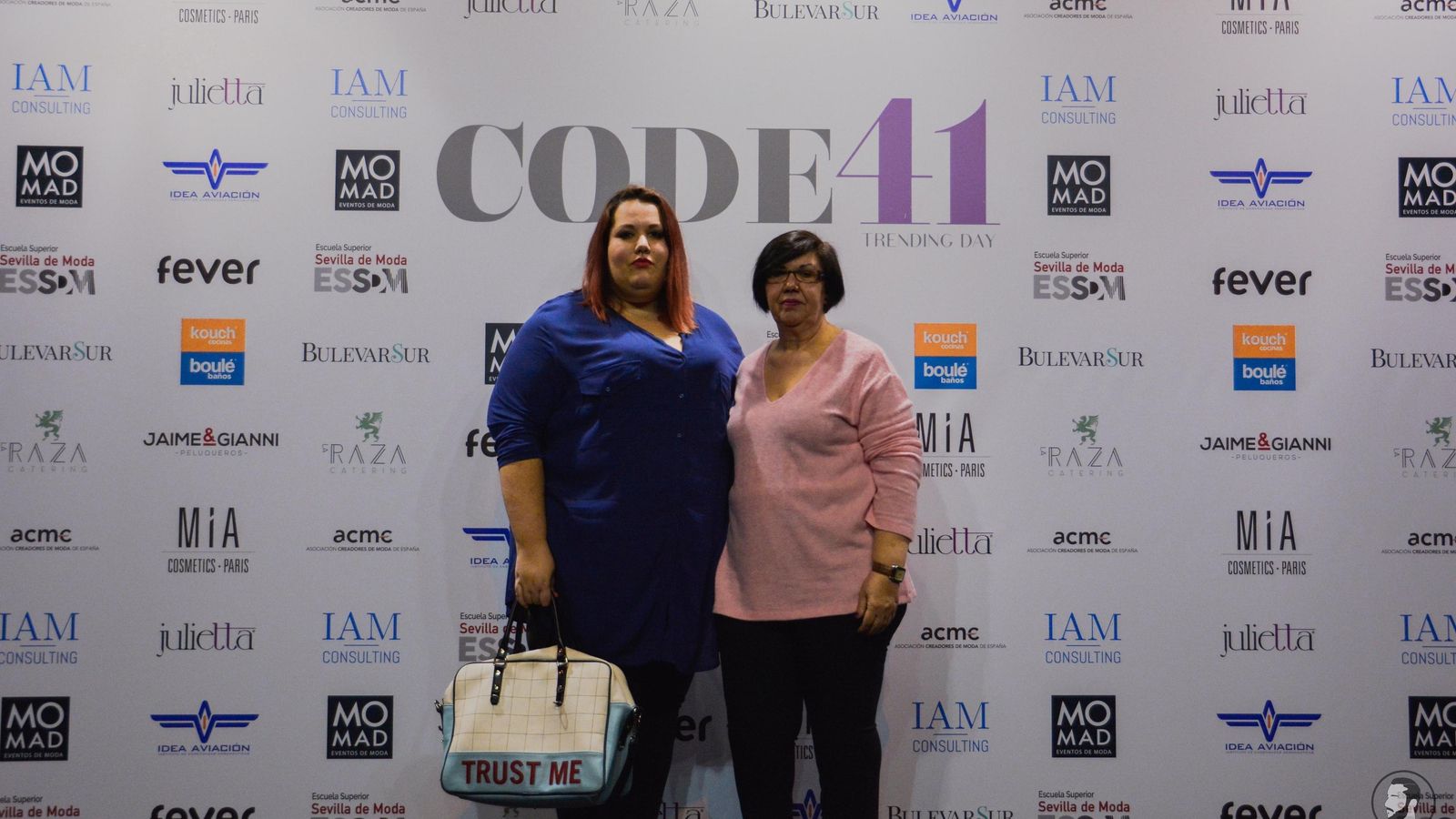 La diseñadora con su madre