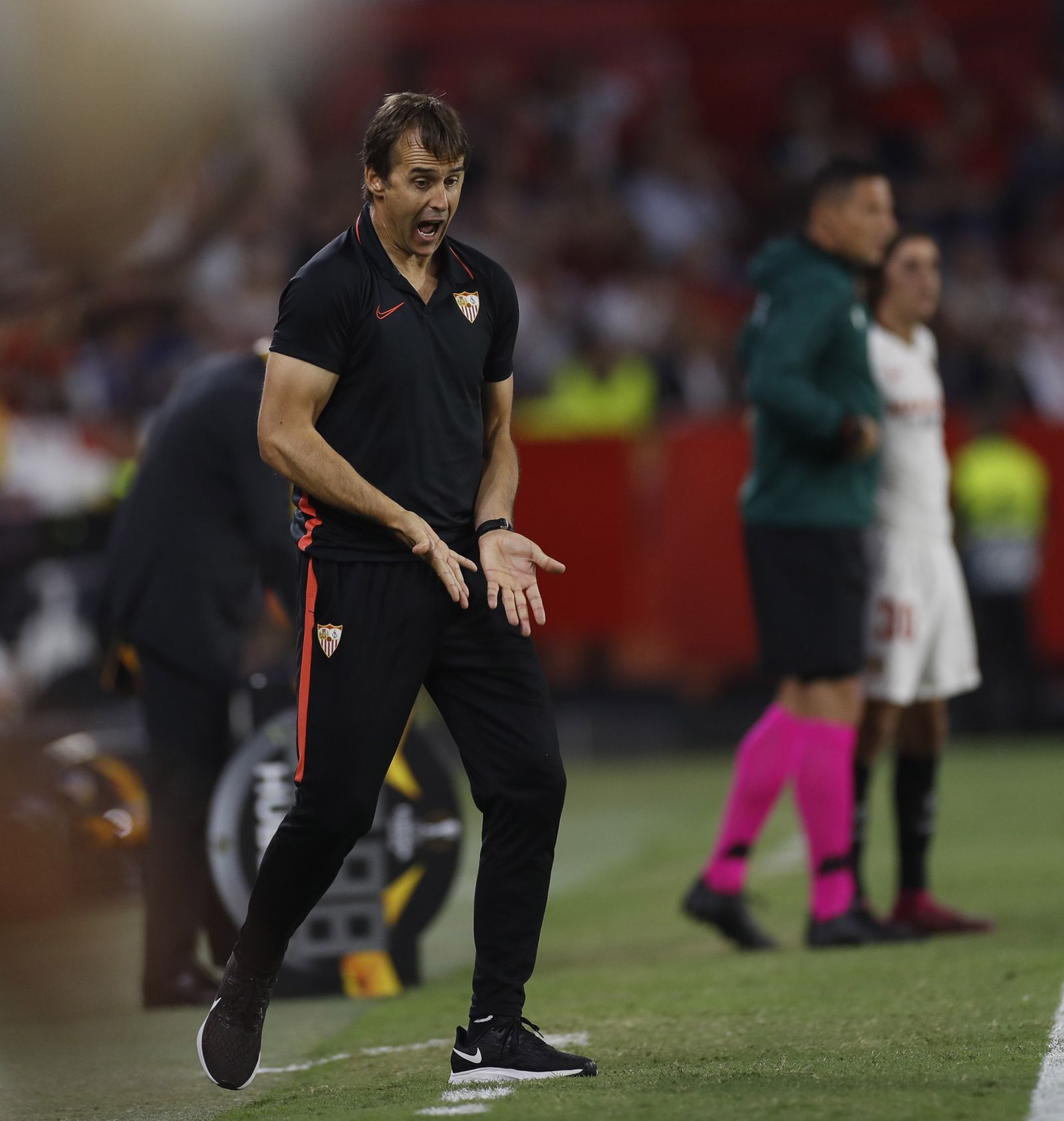 Las fotos del Sevilla-Apoel