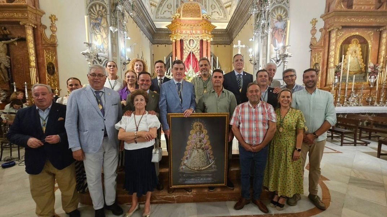 Entrega del cuadro de la Virgen del Rocío.