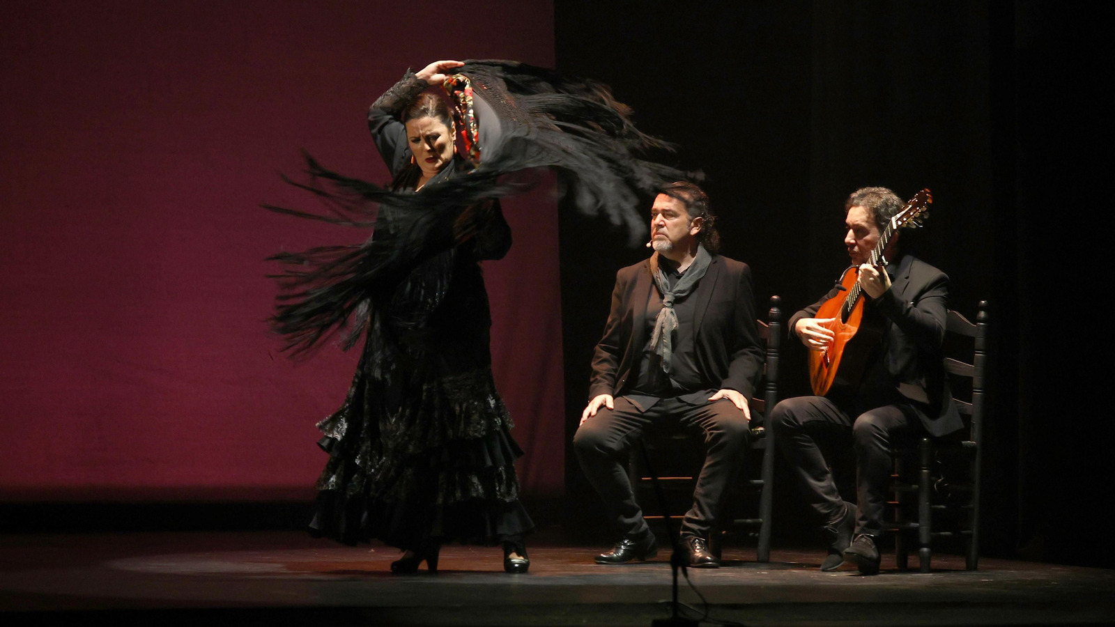 Compañía María del Mar Moreno con: Bailahora, la tradición hecha vanguardia