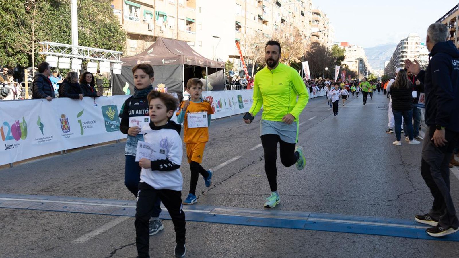 En imágenes: Los niños y niñas de los colegios de Jaén, protagonistas de la San Antón Escolar