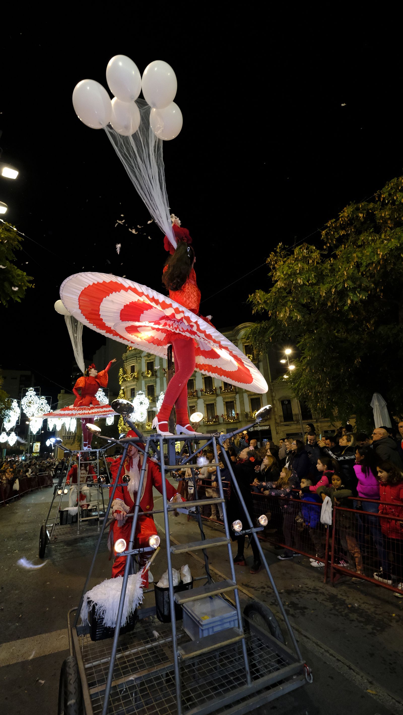 Fotogalería de la Cabalgata de Reyes Magos en Almería