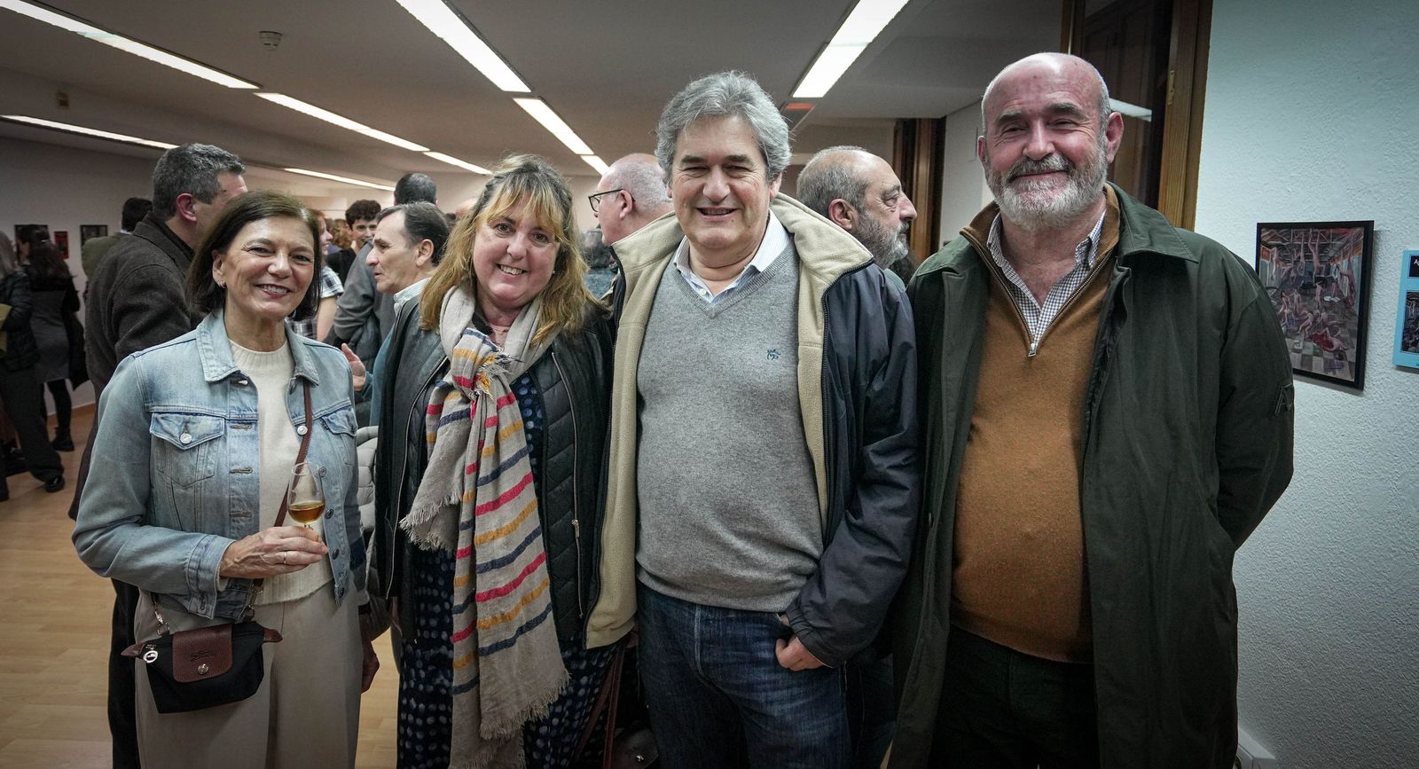 Imágenes de la inauguración de la exposición de Manuel del Valle en la sala ArteaDiario