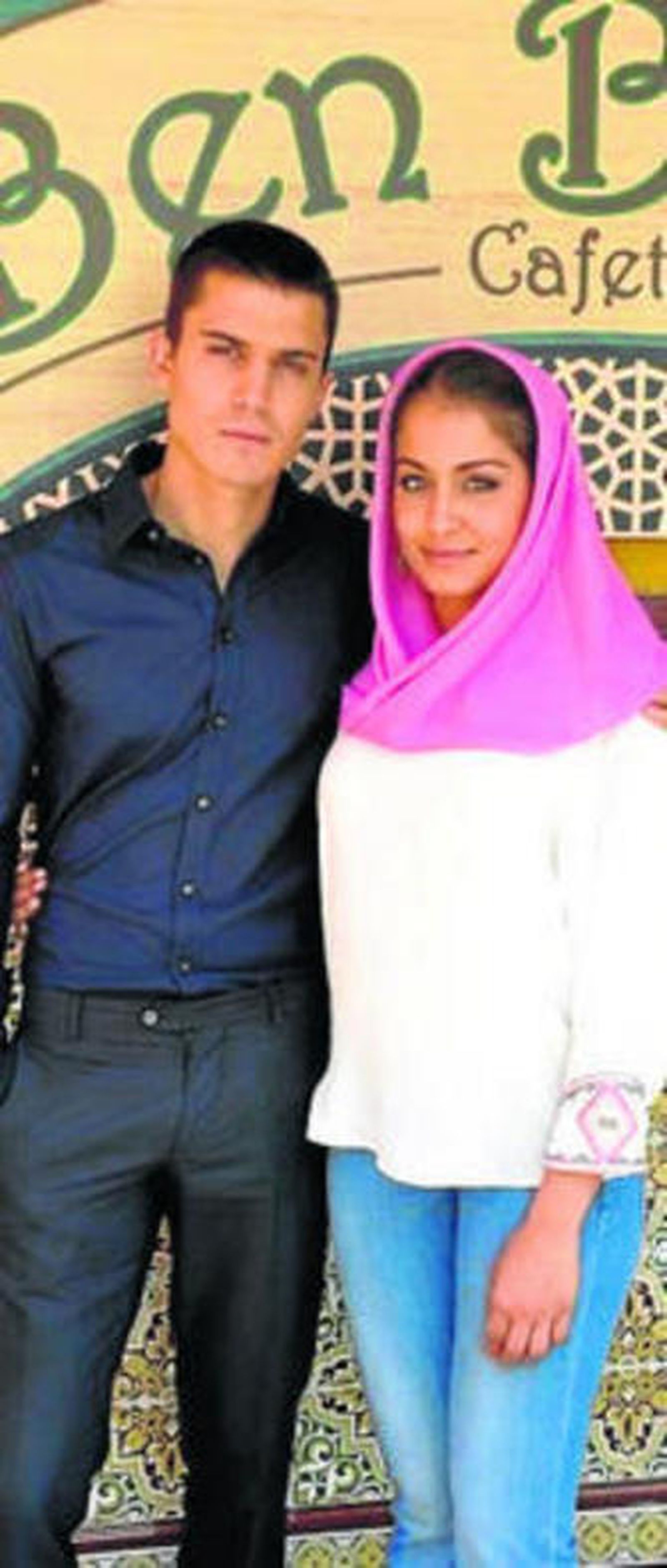 Alex González e Hiba Abouk.