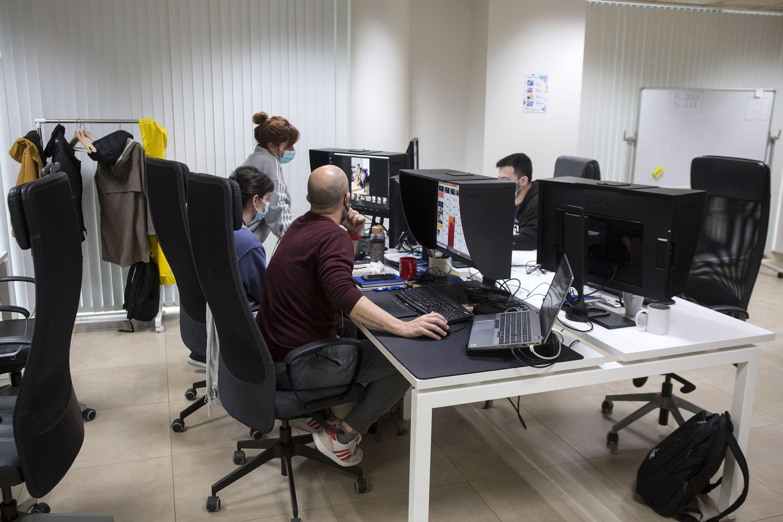 Varios empleados en una empresa de Málaga