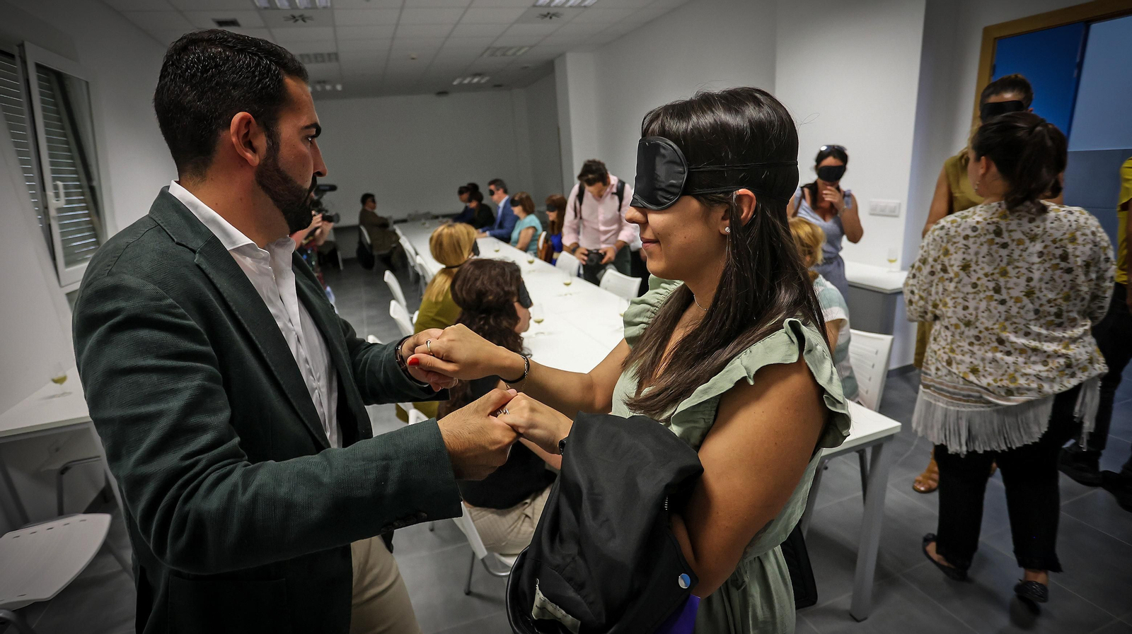 Cata sensorial a ciegas en el Campus de Jerez
